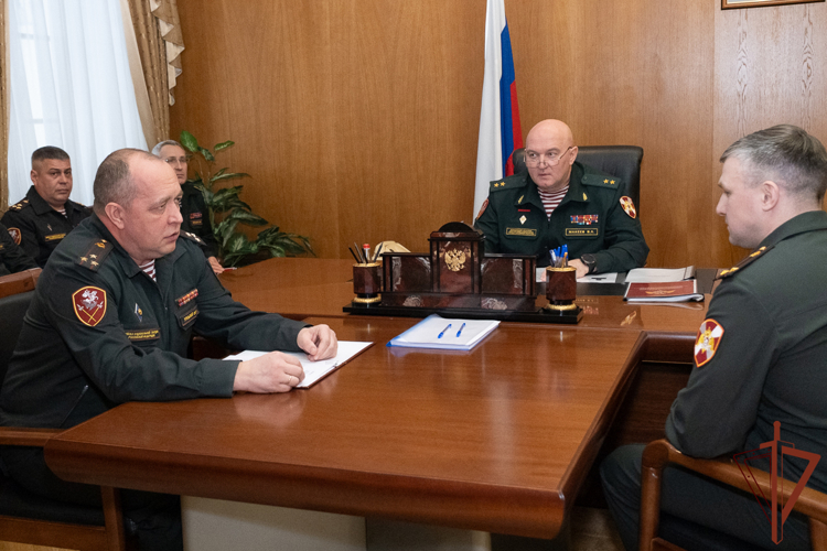 Командующий Уральским округом Росгвардии провел личный прием граждан
