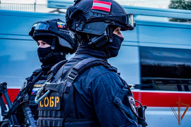 Подозреваемый в разбойном нападении задержан в Москве при силовой поддержке СОБР Росгвардии
