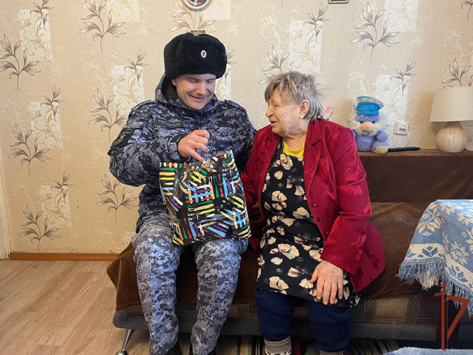 На Урале росгвардейцы приняли участие в мероприятиях, приуроченных к 82-й годовщине снятия блокады Ленинграда
