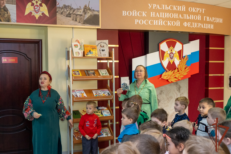 На Урале росгвардейцы провели экскурсии и уроки мужества в рамках подготовки к 10-летию ведомства