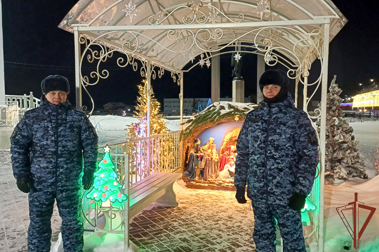 Росгвардейцы обеспечили безопасность граждан во время празднования Рождества Христова на Урале