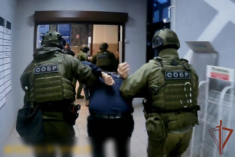 Подозреваемые в хищении боеприпасов задержаны в Архангельске при содействии СОБР Росгвардии (видео)