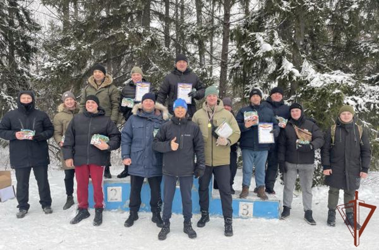 В Сибири сотрудники и военнослужащие Росгвардии провели цикл праздничных спортивных мероприятий