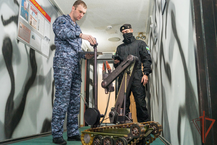 На Урале Росгвардия проводит мероприятия, посвященные 79-й годовщине со Дня образования инженерной службы Росгвардии