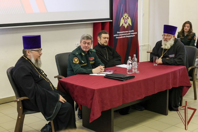 В главном храме Росгвардии прошло заседание секции XXXIV Международных Рождественских чтений