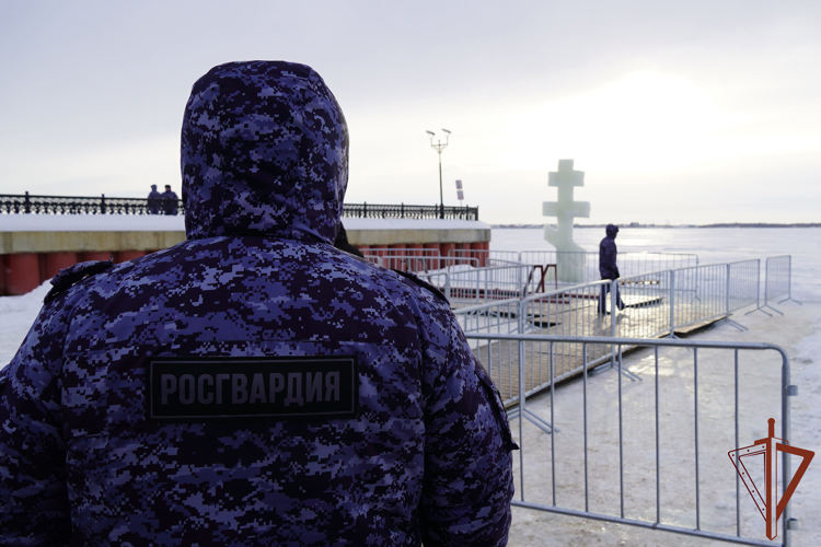 В Приволжье росгвардейцы обеспечили безопасность граждан в праздник Крещения Господня