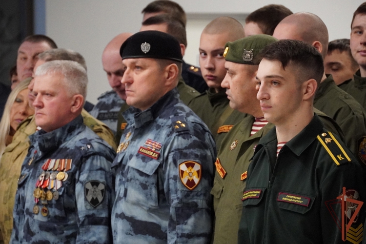 В Саратове открыта масштабная мультимедийная выставка «Росгвардия. История и современность», посвященная юбилею ведомства (видео)