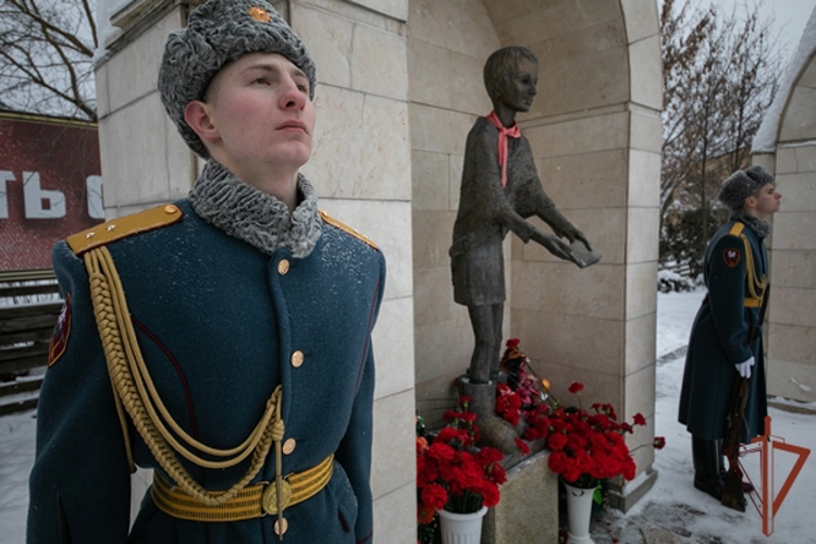 В Нижегородской области росгвардейцы почтили память ленинградской школьницы Тани Савичевой