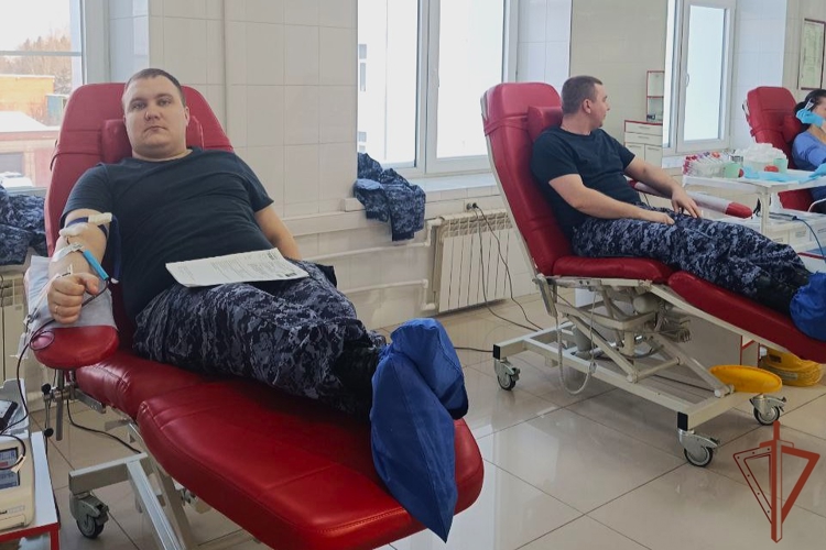 Росгвардейцы пополнили региональный банк донорской крови в Сибири