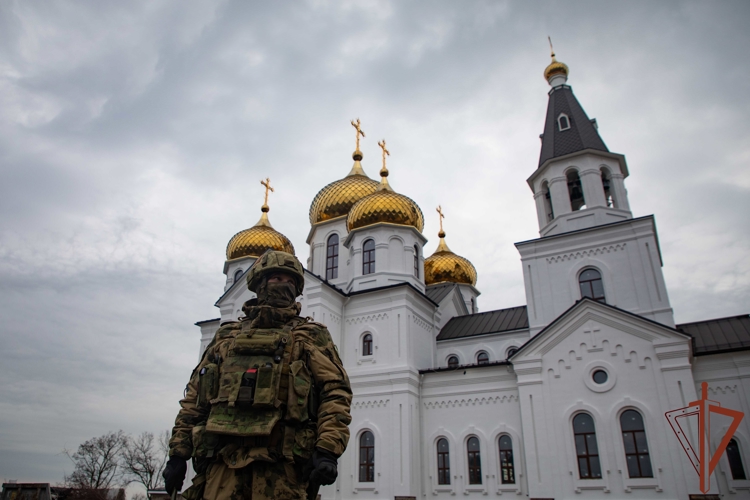 Росгвардейцы обеспечили безопасность Рождественских богослужений в районах проведения специальной военной операции