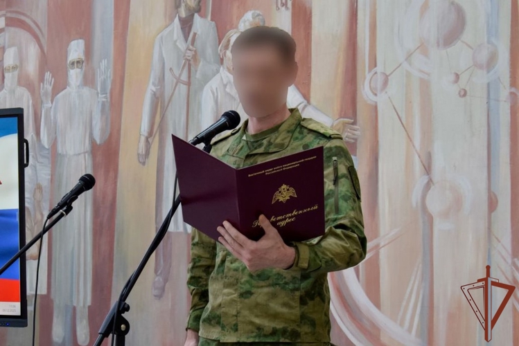 В Луганске росгвардейцы участвовали в проведении интерактивного урока «Гордимся славою героев»