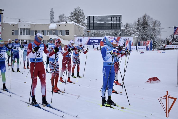 Открытие чемпионатов Росгвардии по лыжным гонкам и служебному двоеборью состоялось в Сыктывкаре 