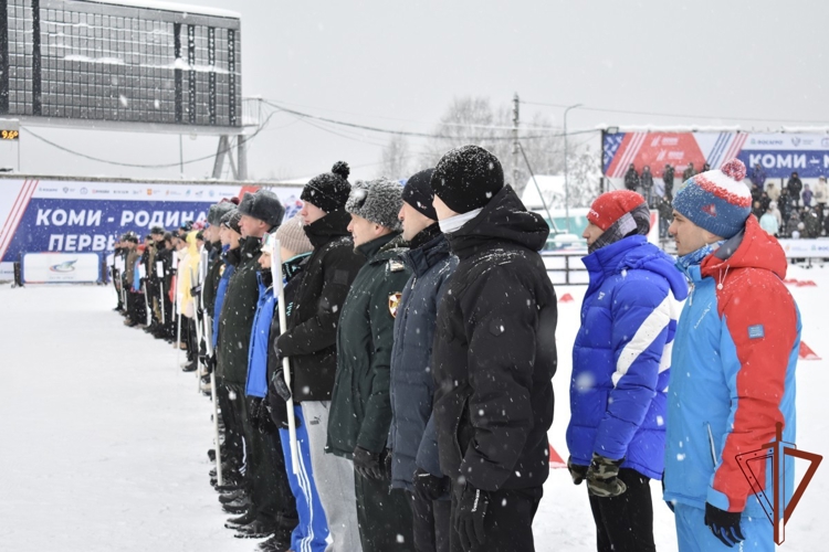 Открытие чемпионатов Росгвардии по лыжным гонкам и служебному двоеборью состоялось в Сыктывкаре 