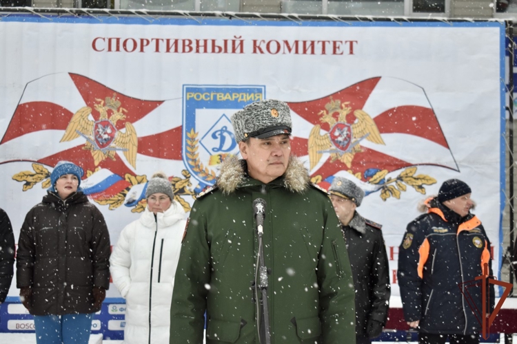 Открытие чемпионатов Росгвардии по лыжным гонкам и служебному двоеборью состоялось в Сыктывкаре 