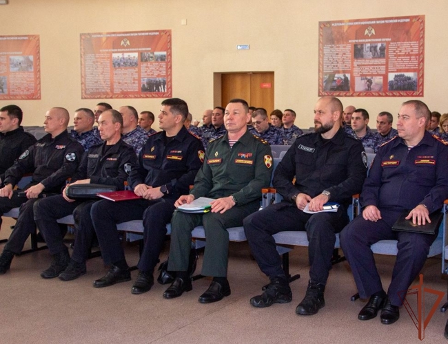 Организацию службы в Челябинской области проверил командующий Уральским округом Росгвардии 