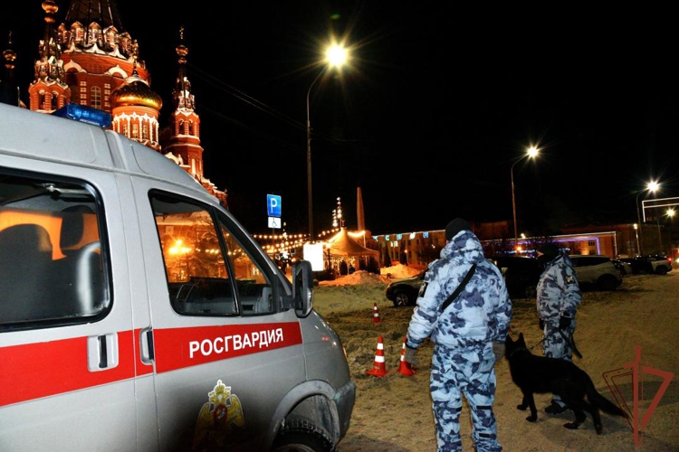 Росгвардейцы обеспечили безопасность в период празднования Рождества Христова в Приволжье