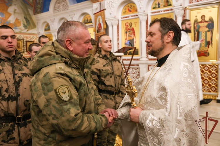 В главном храме Росгвардии прошло крещенское богослужение (видео)