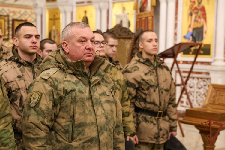 В главном храме Росгвардии прошло крещенское богослужение (видео)