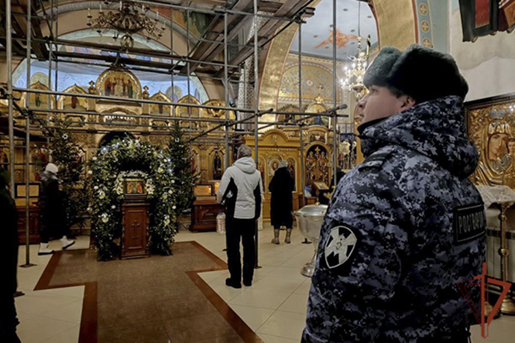 Росгвардия обеспечила безопасность религиозного праздника на Дальнем Востоке