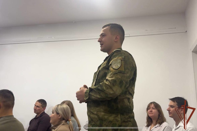 Росгвардейцы подарили праздник воспитанникам Центра помощи детям  «Росток» в Томске