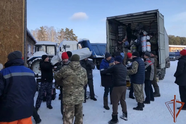 Росгвардейцы в Томской области приняли участие в отправке рождественской гуманитарной помощи в зону СВО