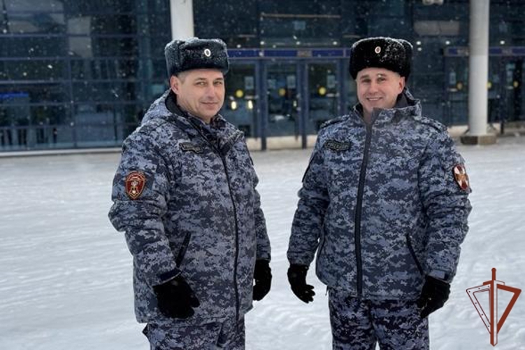 В Череповце сотрудники Росгвардии обеспечили безопасность хоккейного матча