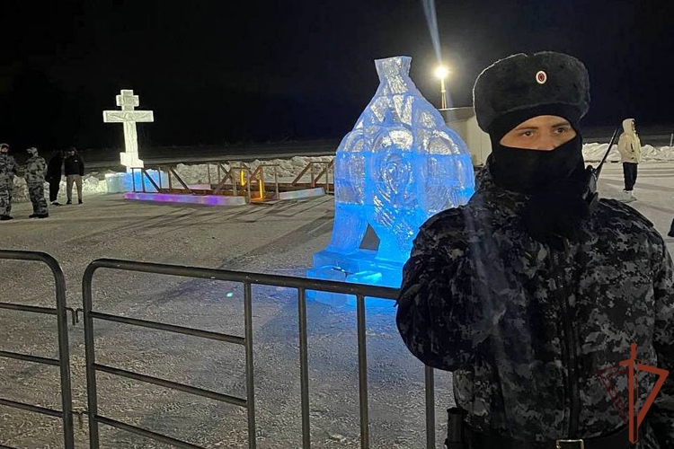 В Приволжье росгвардейцы обеспечили безопасность граждан в праздник Крещения Господня