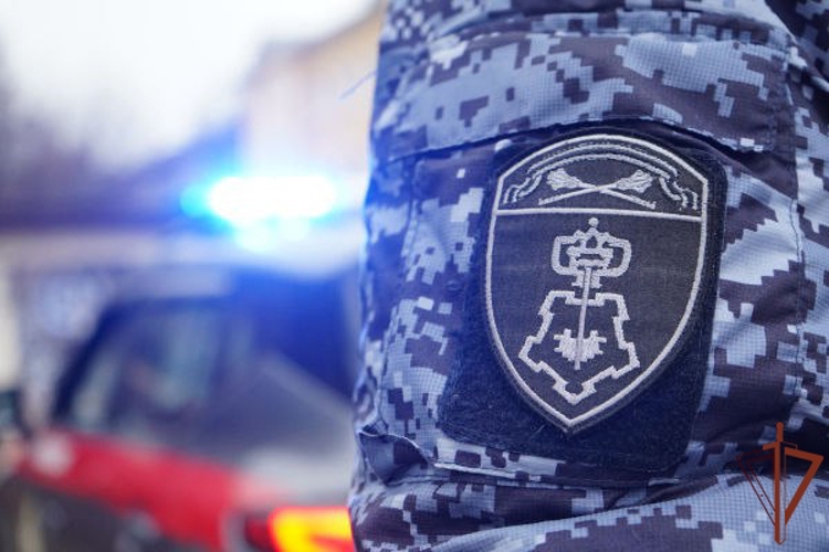Росгвардейцы задержали подозреваемых в разбойном нападении в Байконуре