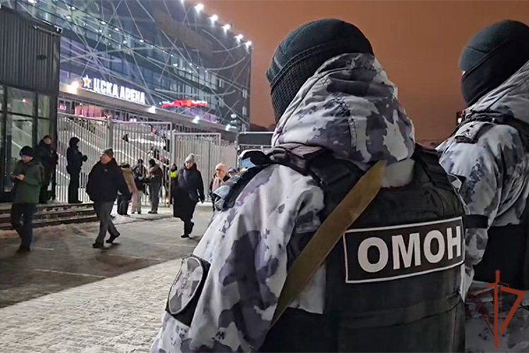 Росгвардия обеспечила правопорядок во время матча КХЛ в Москве