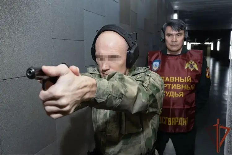 В Росгвардии наградили победителей и призеров чемпионата по стрельбе
