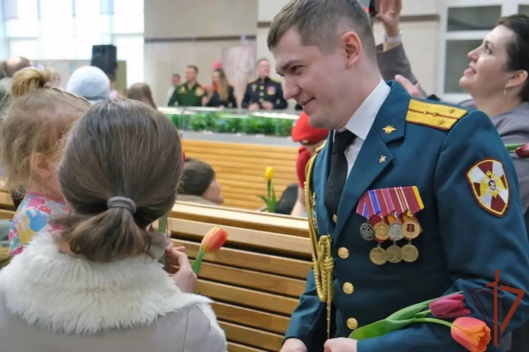 Росгвардия по всей стране проводит праздничные мероприятия, посвященные Международному женскому дню