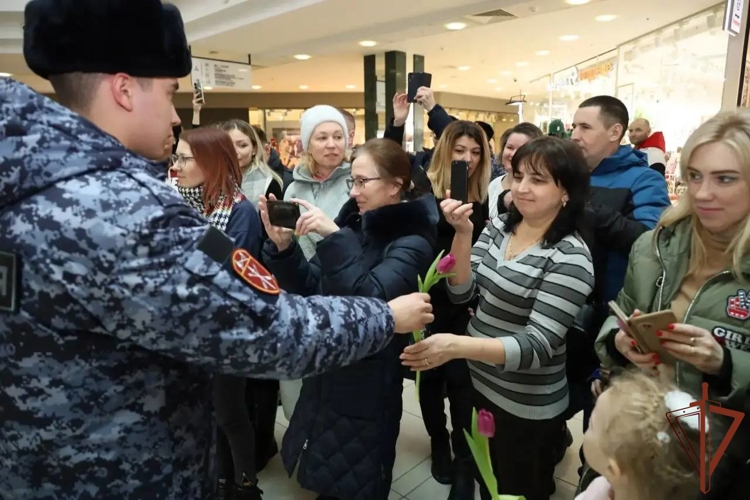 Росгвардия по всей стране проводит праздничные мероприятия, посвященные Международному женскому дню