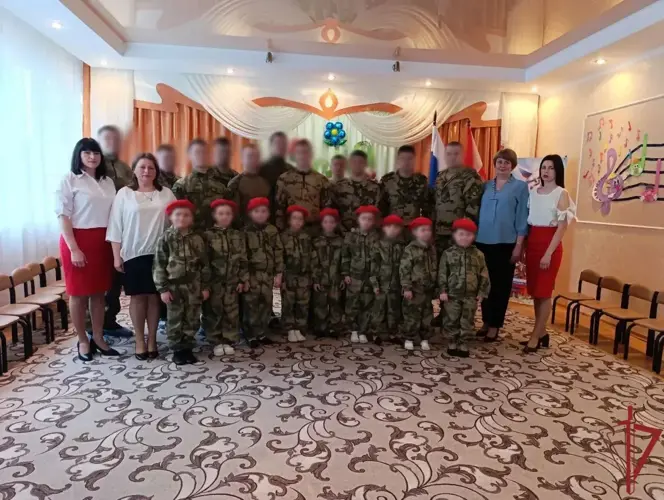 В Луганской Народной Республике дошкольники пополнили ряды «юных гвардейцев»