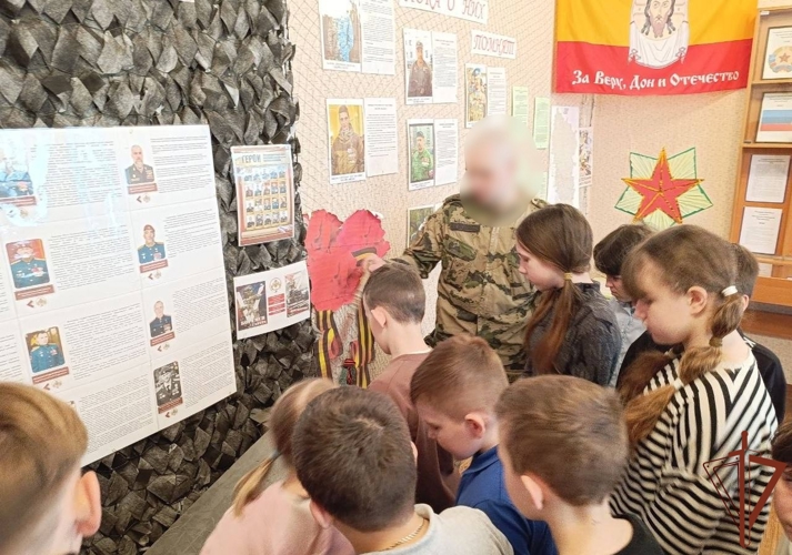 В ЛНР открыт тематический уголок, посвященный истории и деятельности Росгвардии