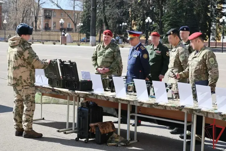 Росгвардию с рабочим визитом посетила делегация МВД Республики Казахстан