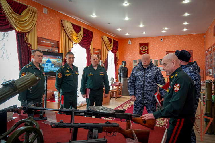 Генерал-полковник Юрий Аверин принял участие в заседании Военного совета Северо-Западного округа Росгвардии (видео)