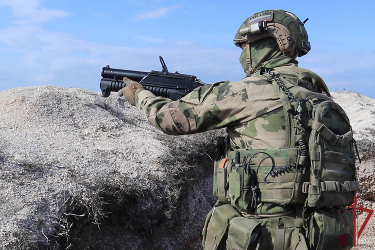 В Херсонской области прошли тренировки подразделений РХБ защиты Росгвардии (видео)