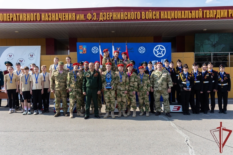 Росгвардейцы провели для школьников Подмосковья военно-патриотическую игру «Зарница»
