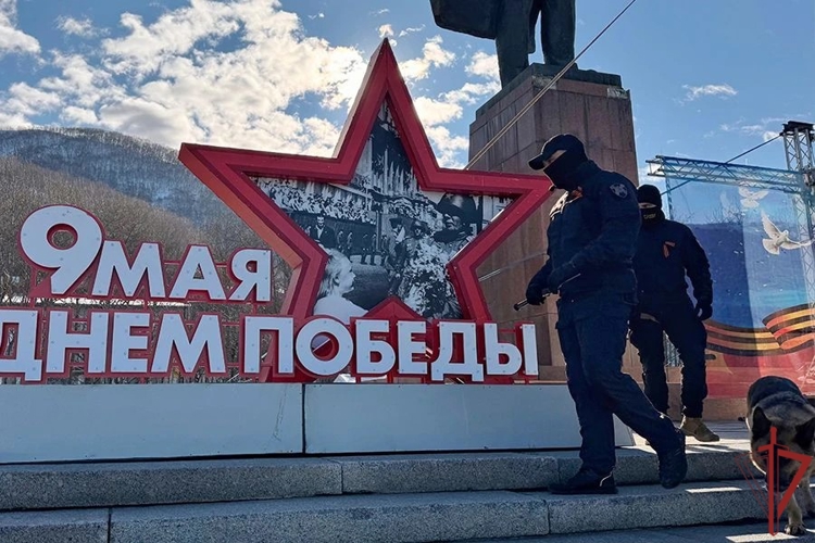 Росгвардия приняла участие в обеспечении общественной безопасности в День Победы