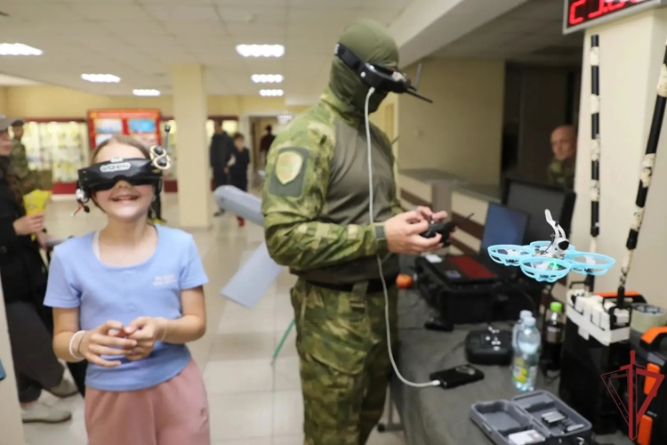 Росгвардия проводит праздничные мероприятия, посвященные Международному дню защиты детей