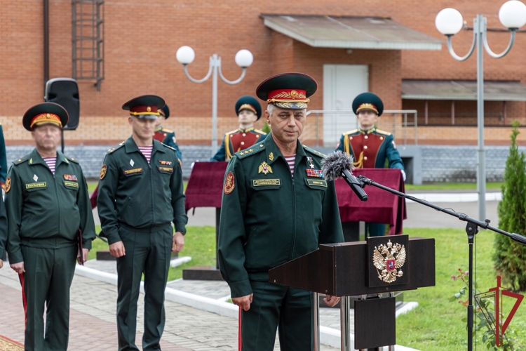 Начальник Главного штаба Росгвардии Герой России генерал-полковник Сергей Бойко принял участие в открытии гранитных стел воинам-инженерам в ЦИТО Росгвардии (видео)