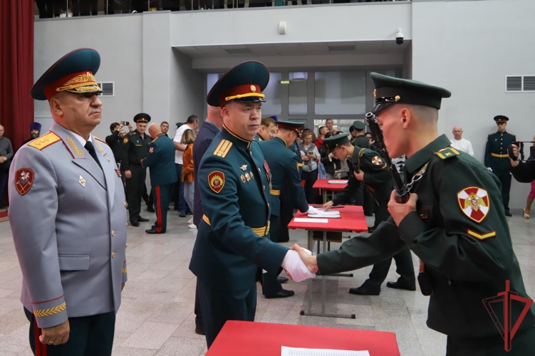 В Пермском военном институте Росгвардии состоялась церемония приведения первокурсников военной присяге