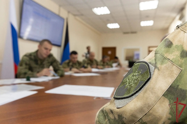 Перед выборами в Донецкой Народной Республике с офицерами Росгвардии, выполняющими задачи СВО, провели учебно-методические сборы