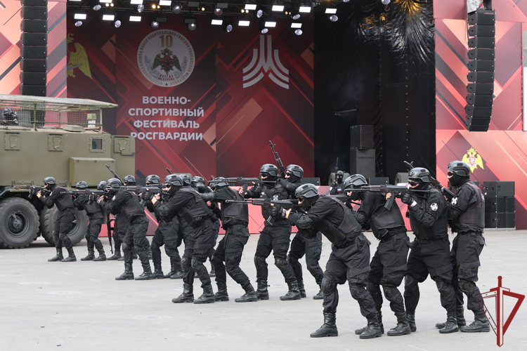 Военно-спортивный фестиваль «10 лет Росгвардии» собрал более 25 тысяч участников и гостей в «Лужниках»