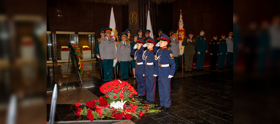 Генерал-полковник Олег Плохой принял участие в торжественном мероприятии по приведению воспитанников МПКУ имени М.А. Шолохова к клятве кадета Росгвардии